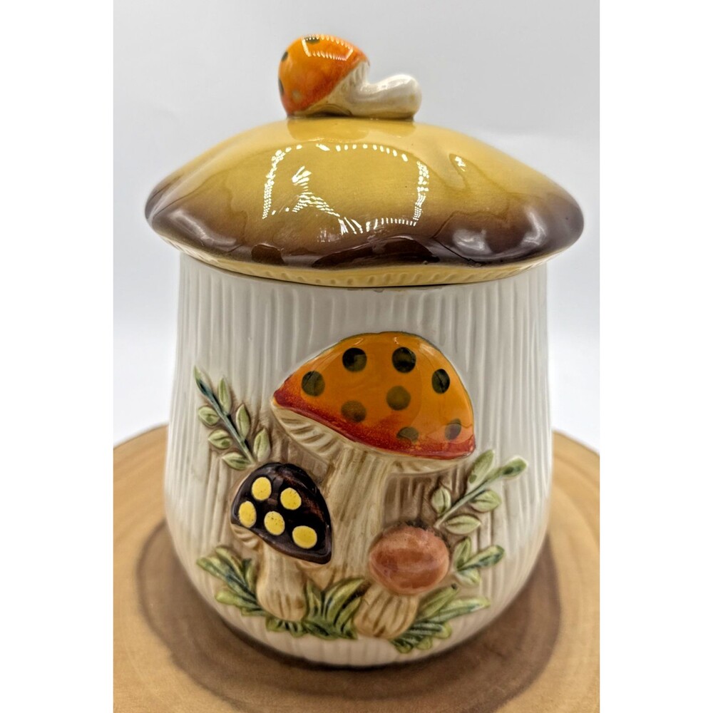Vintage MERRY MUSHROOM 5.5” Small Canister c.1978 Sears, Roebuck and Co.